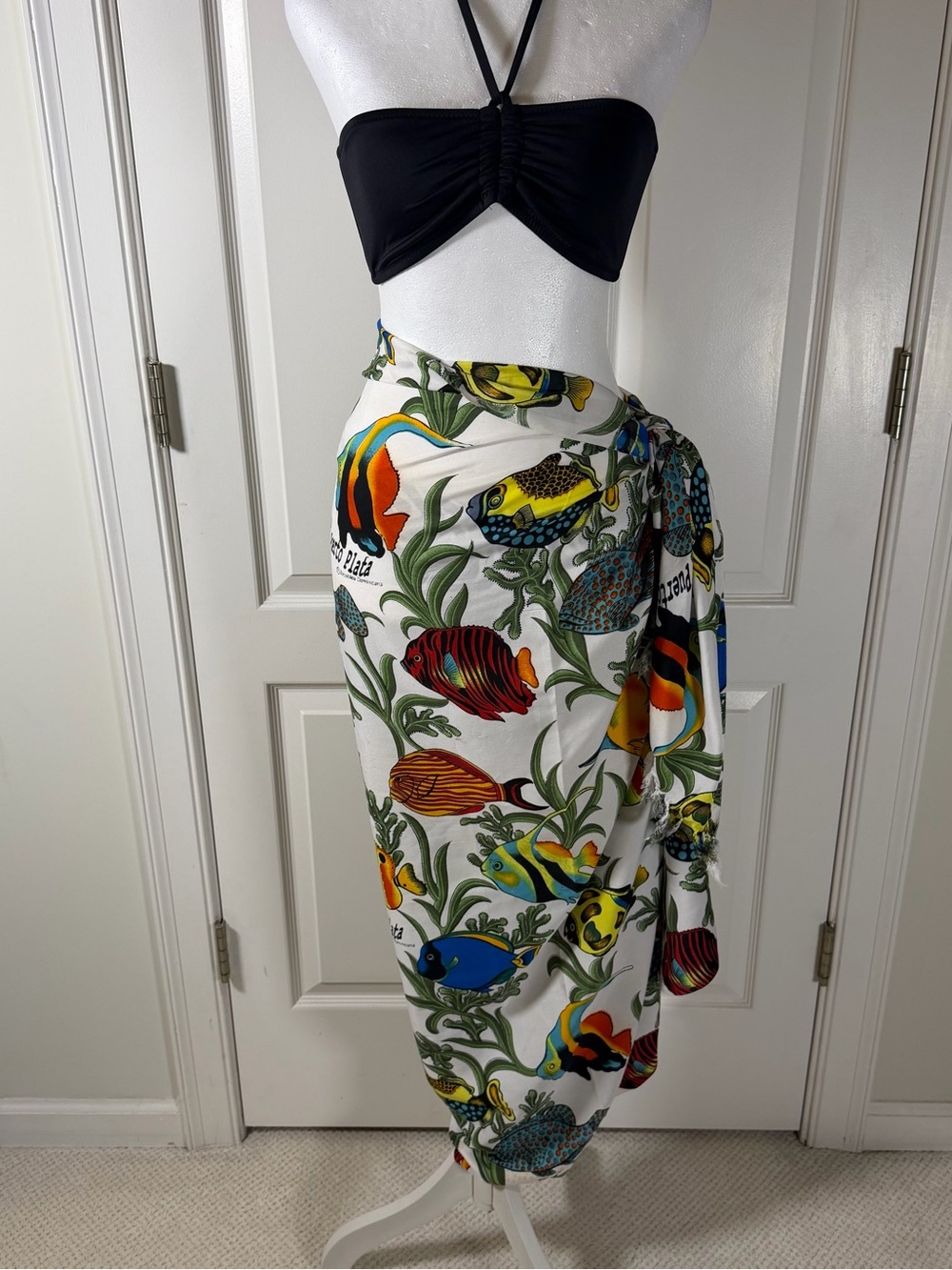 Puerto Plata White Tropical Fish Print Sarong Wrap